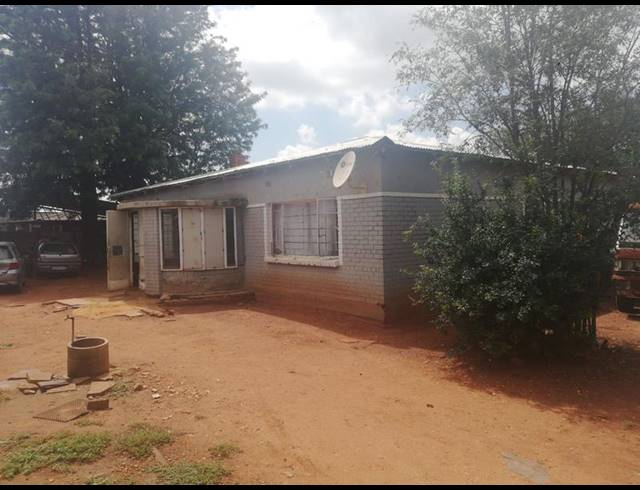 3 BEDROOM HOUSE FOR SALE IN HIGHBURY